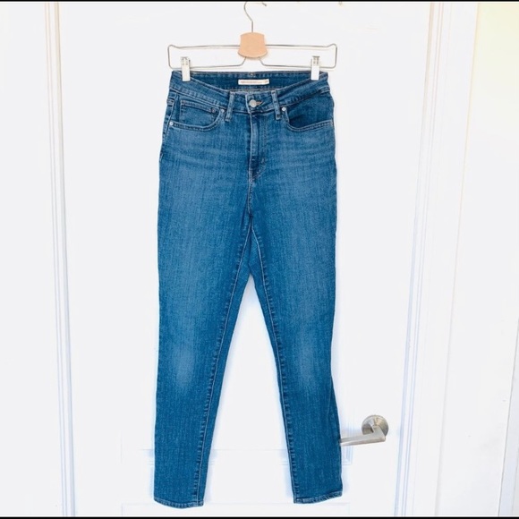 🌟✨Levi’s 721 high rise skinny Size 28.. SUPER CUTE!!! - Picture 3 of 4